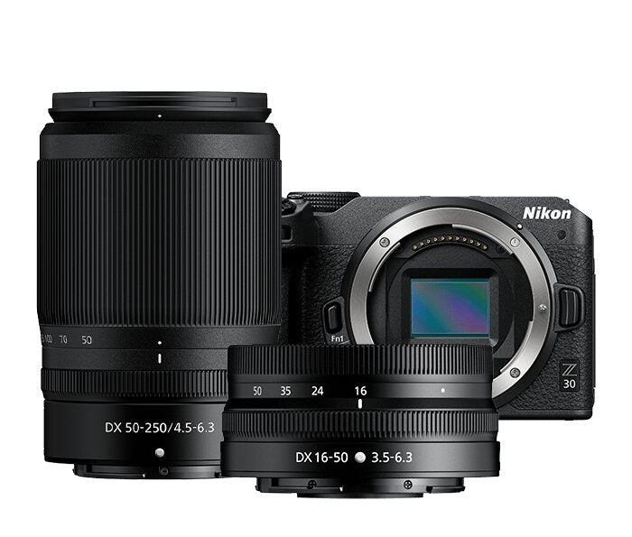 NIKON Z30 mit Z DX 16-50mm VR + 50-250mm VR